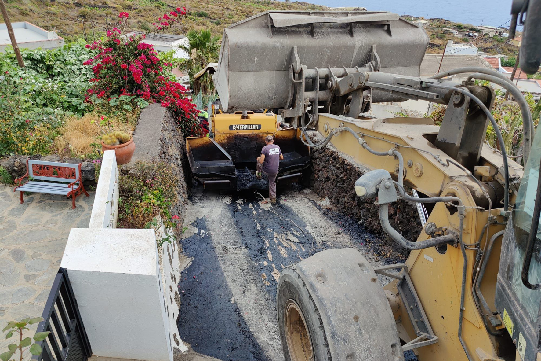El Ayuntamiento ultima los trabajos de acondicionamiento de la Calle Las Marucas en La Frontera