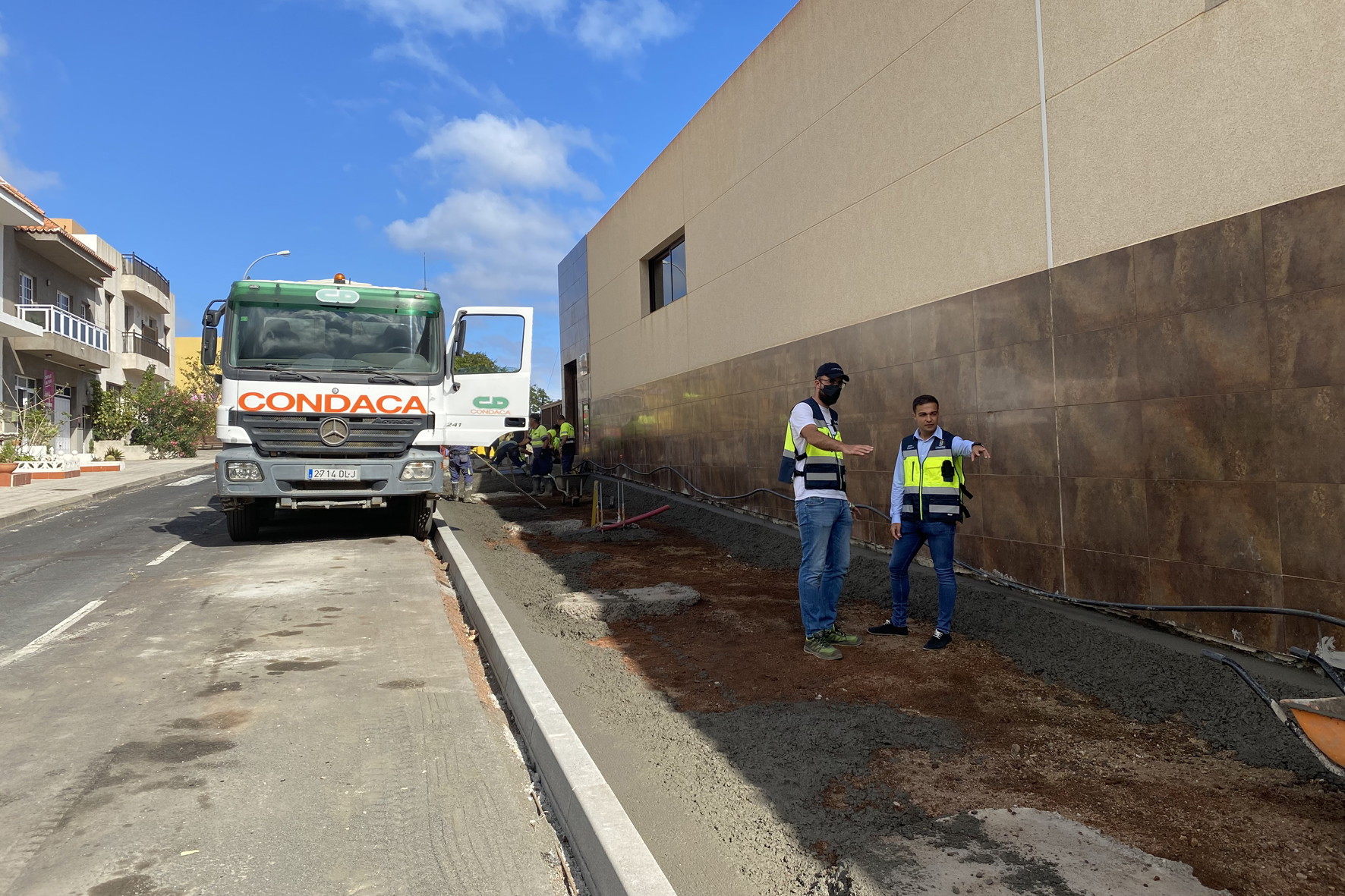 El PP de La Frontera celebra la ejecución de las obras de la calle San Salvador
