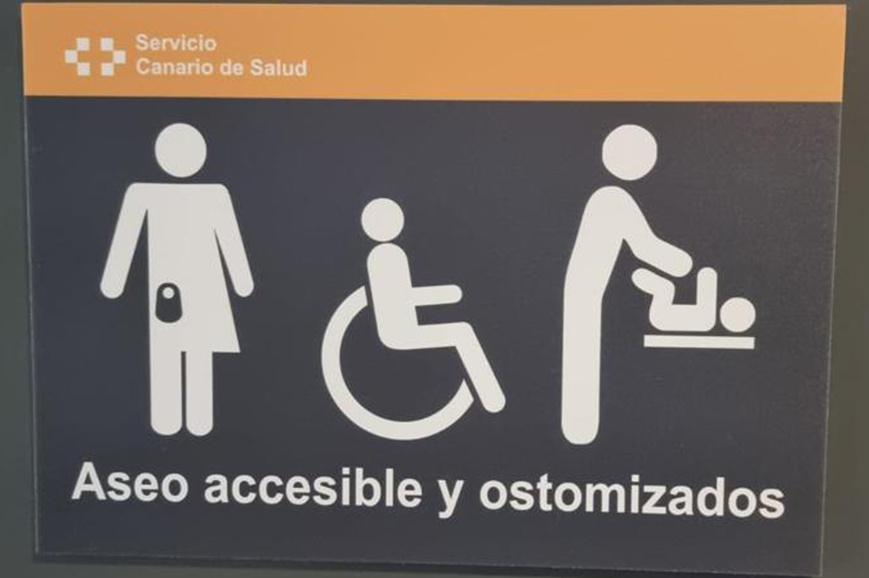 El Hospital insular de El Hierro habilita un baño adaptado para personas ostomizadas