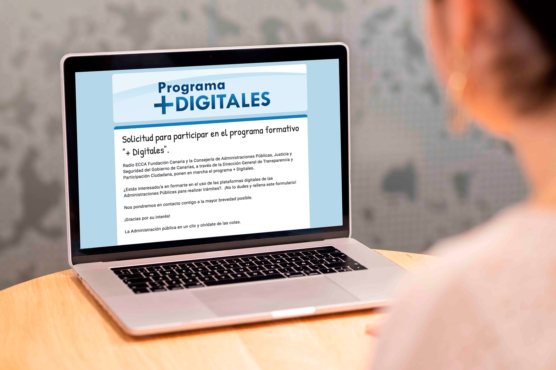 Radio ECCA pone en marcha el programa +Digitales para facilitar el acceso a las plataformas digitales de las Administraciones Públicas