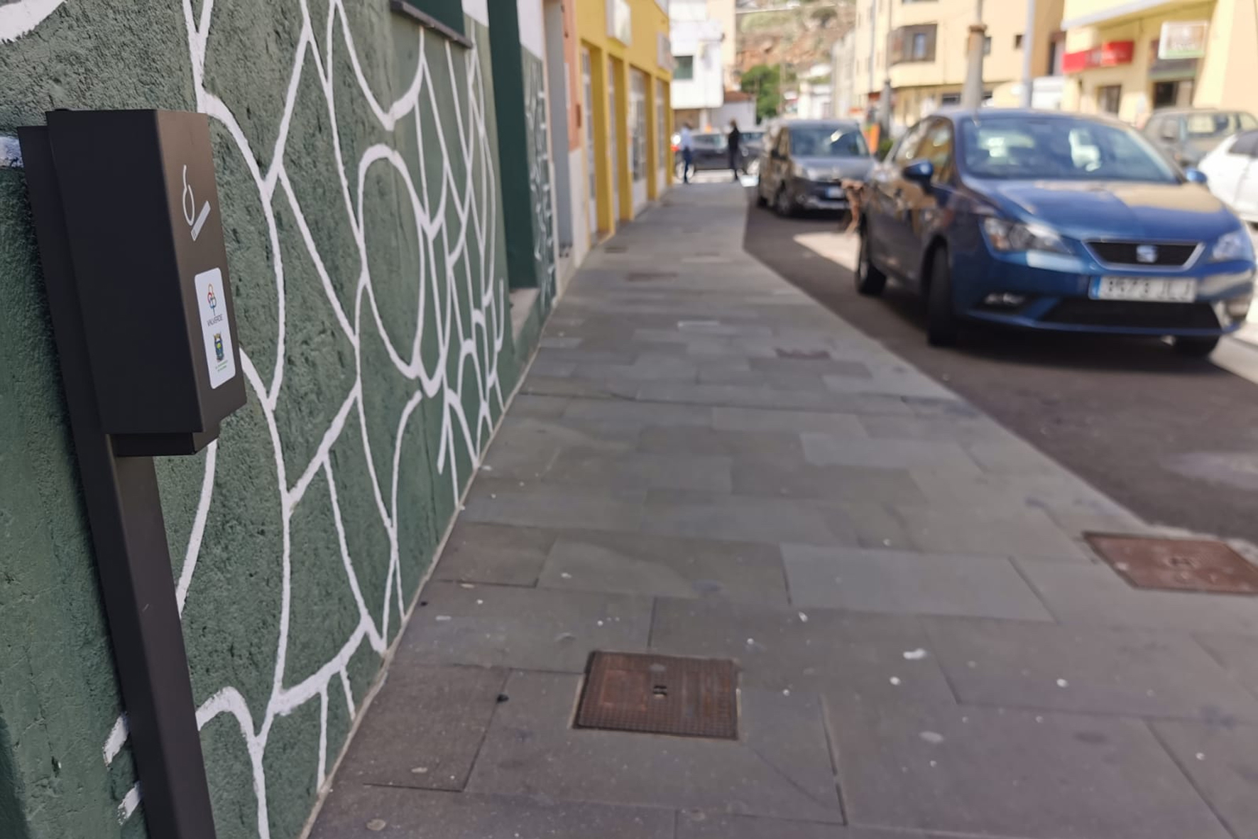 Valverde renueva mobiliario urbano de las calles del municipio