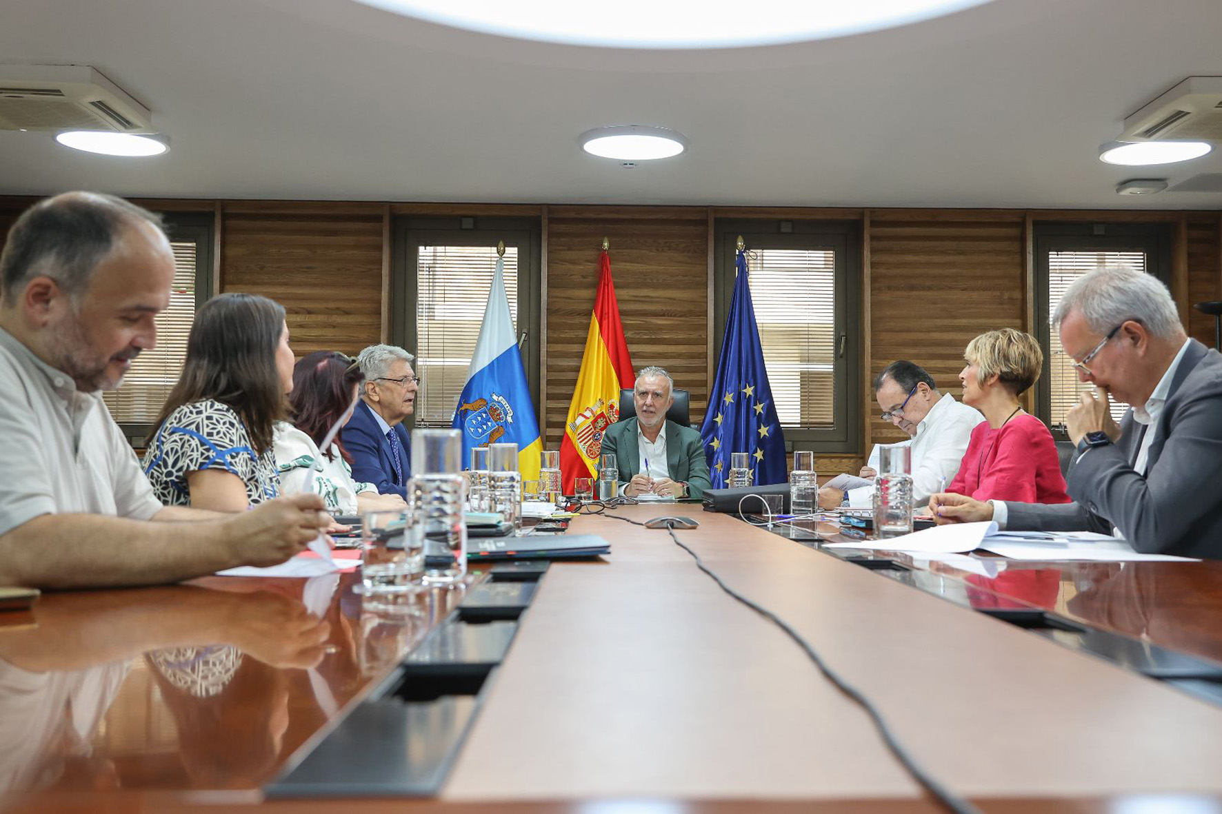 El Gobierno autoriza el pago de más de 1 millón de euros para potenciar el transporte público terrestre en El Hierro