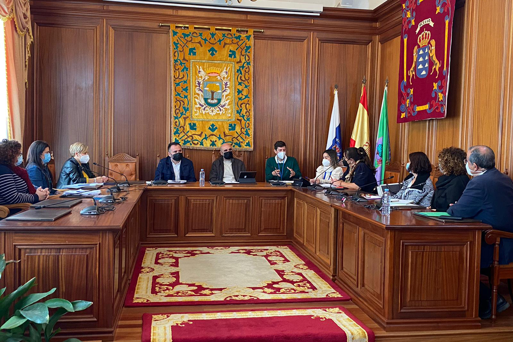 El Área de Salud de El Hierro coordina con Cabildo y ayuntamientos de la Isla los protocolos COVID-19 en los servicios de ayuda a domicilio